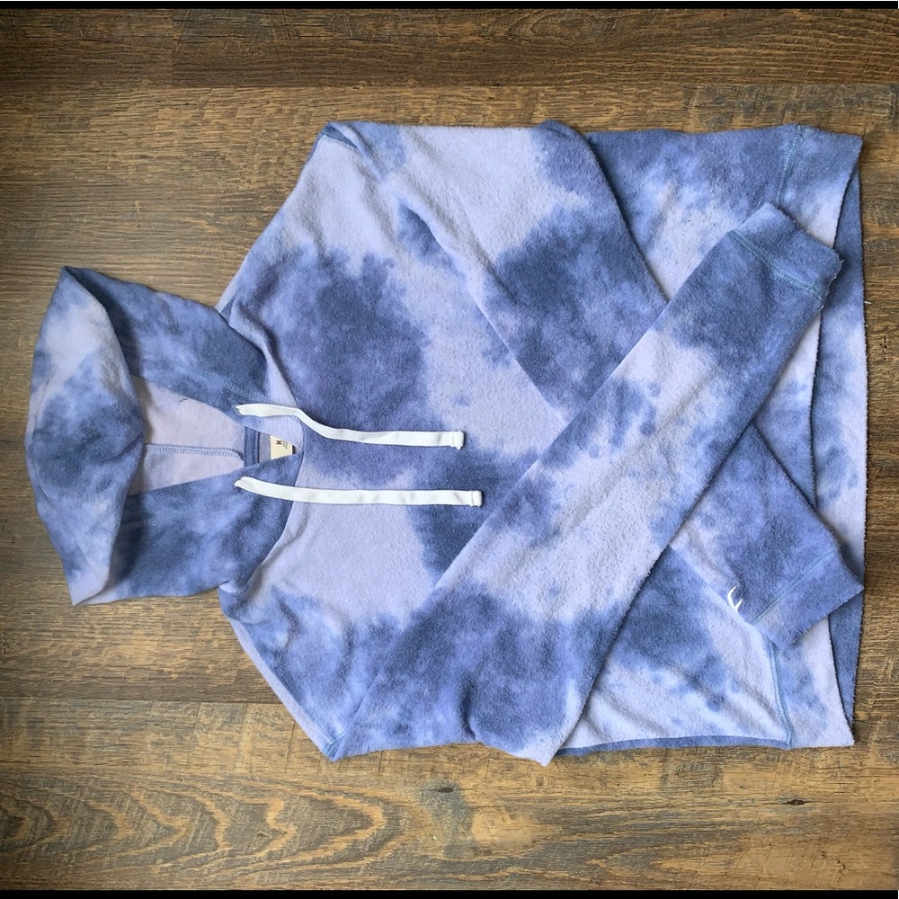 Hollister Hooded Tee